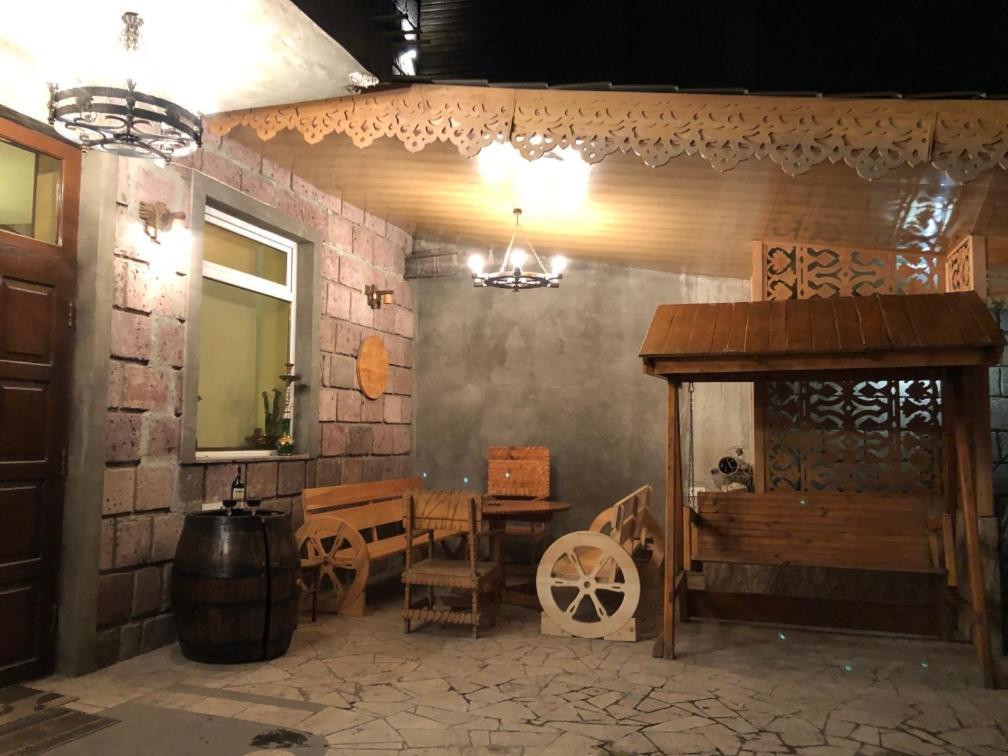 Capsule Hostel In The Old City Of Jerevan Buitenkant foto