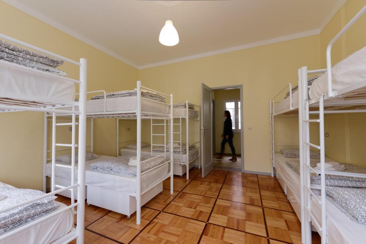 Capsule Hostel In The Old City Of Jerevan Buitenkant foto